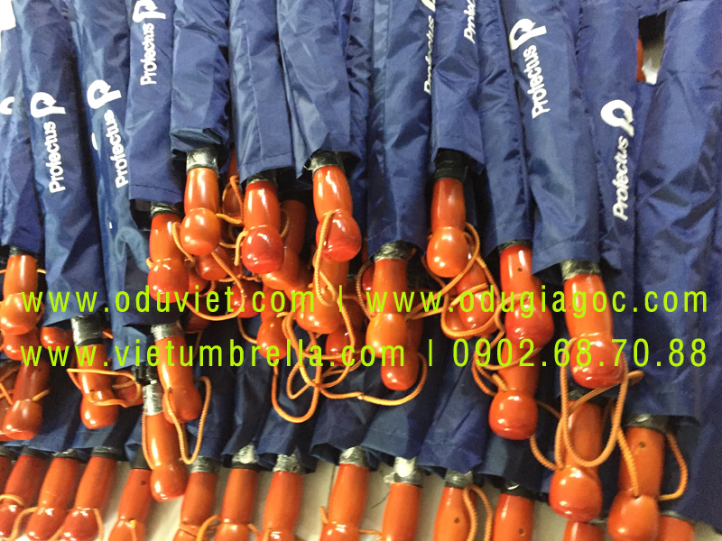 xưởng sản xuất ô dù cầm tay in logo quảng cáo